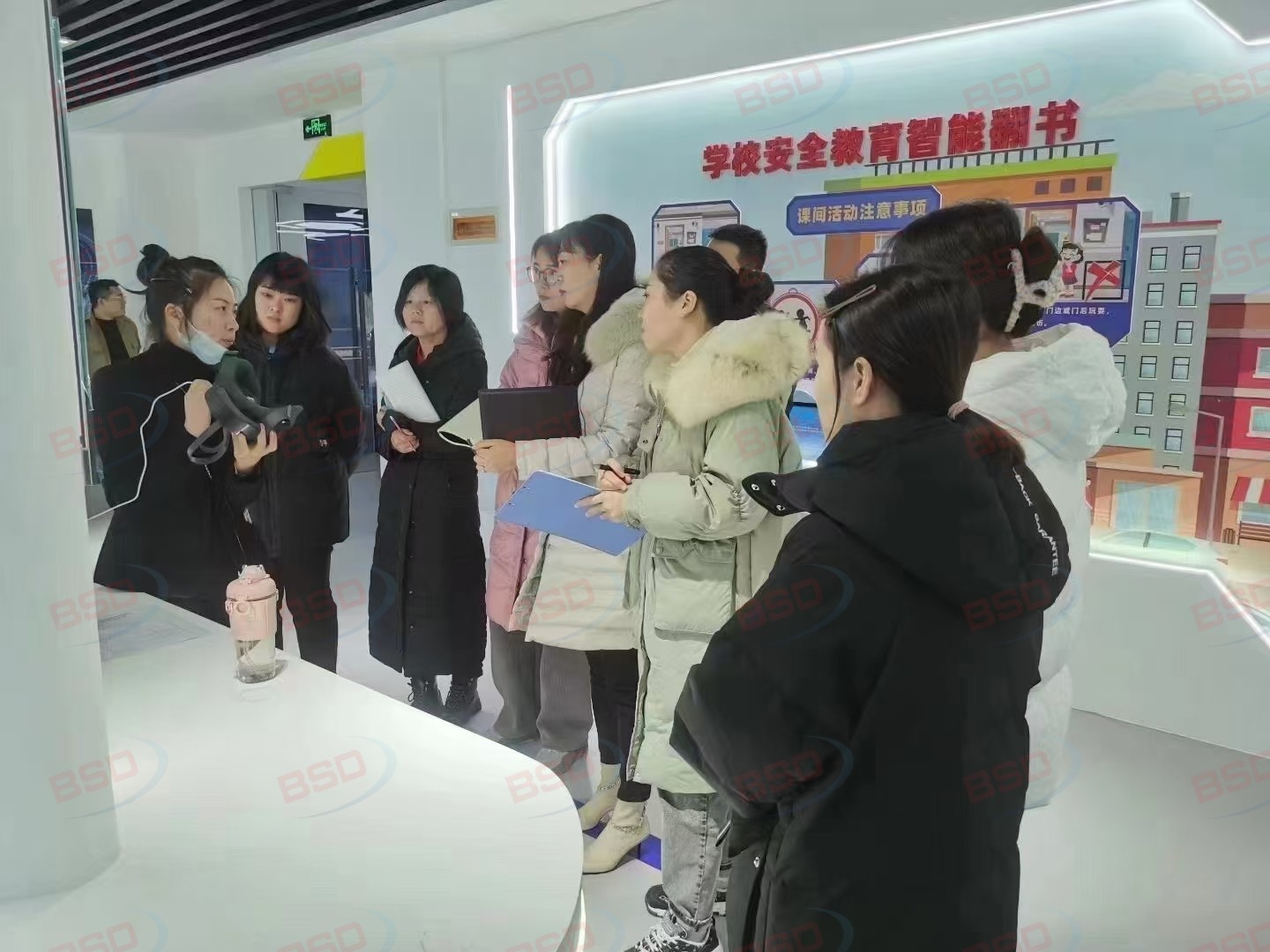 校园安全体验馆建设方案,校园安全体验馆有哪些设备,校园安全教育体验室